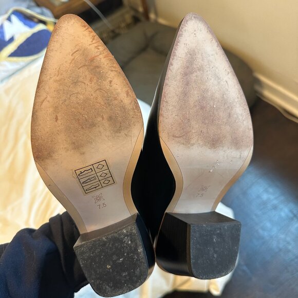 EUC BCBGeneration Pointed Toe Black Leather Mules - Picture 7 of 7